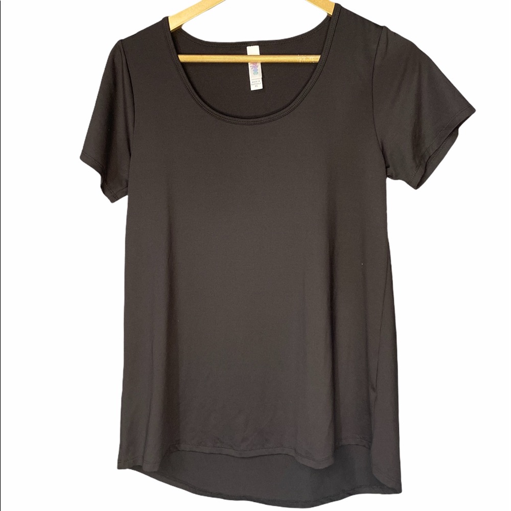 LuLaRoe Athletic Material Black Classic Tee
